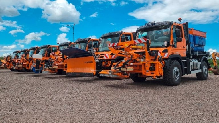 LIVRARI UNIMOG
